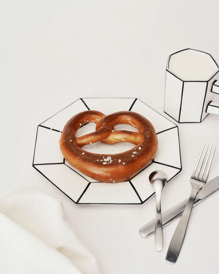 Dessert plate White - Black /Carte Blanche