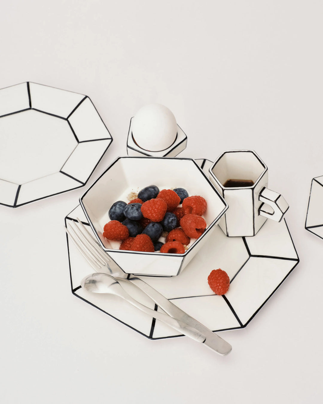 Breakfast bowl white - Black /Carte Blanche