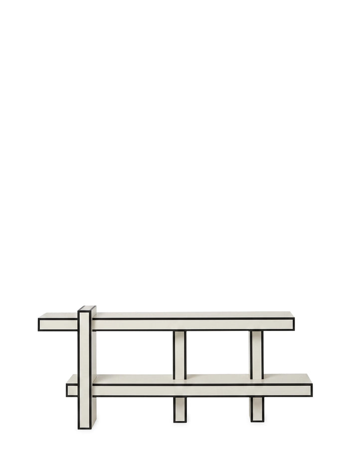 Lepid Commode