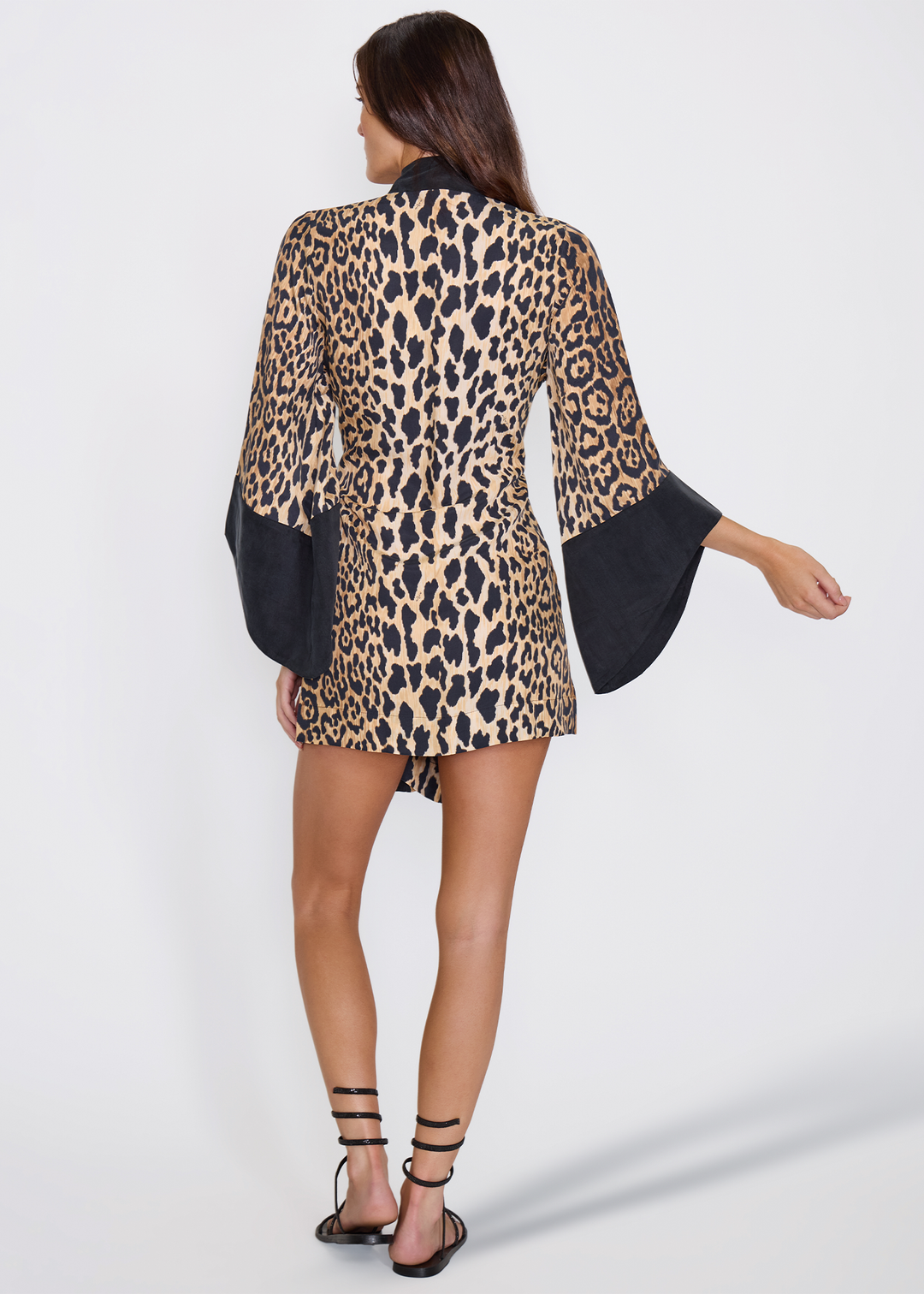 Leo Amara Mini Kimono Robe