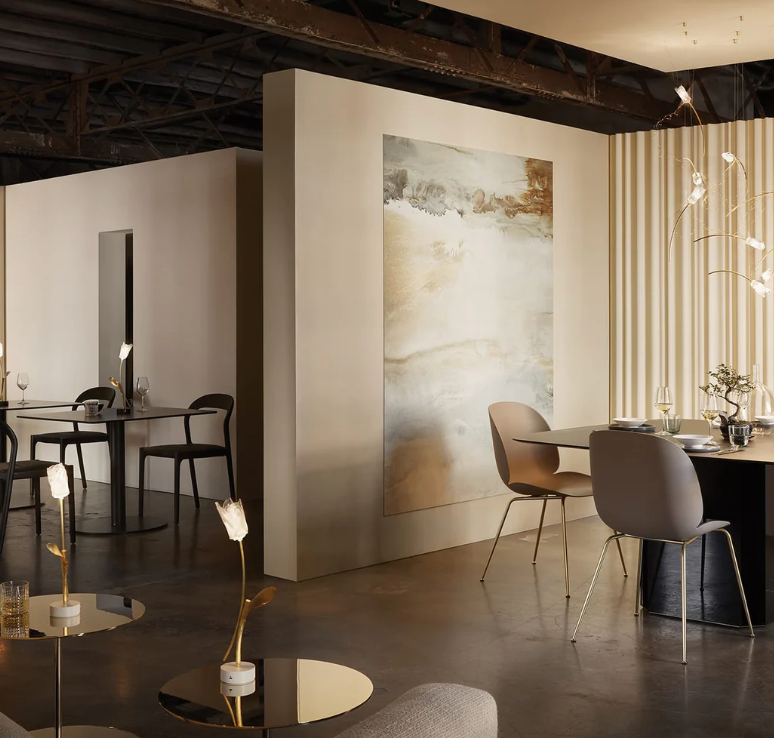 Tulip Battery Table Lamp