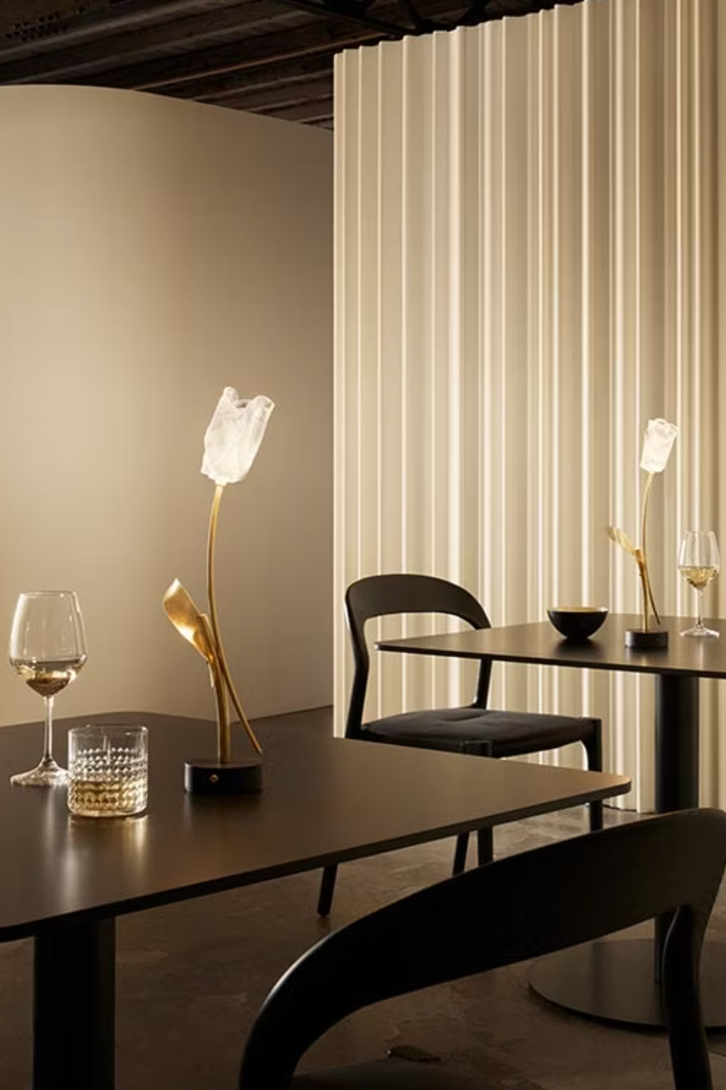 Tulip Battery Table Lamp