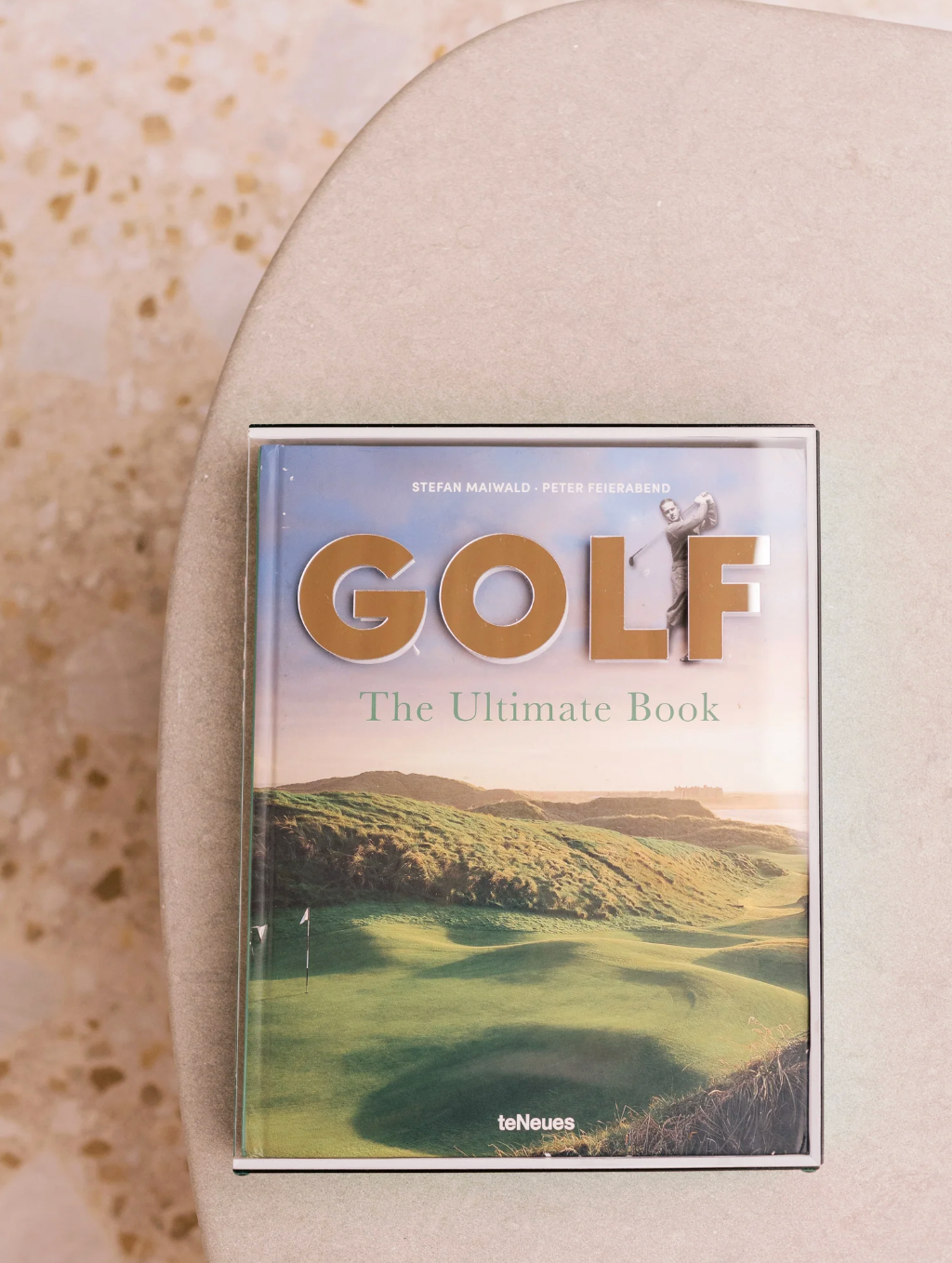 Golf :The Ultimate Book