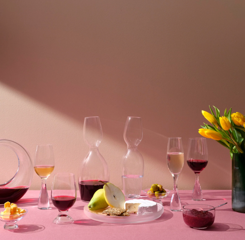Red Or White Decanter