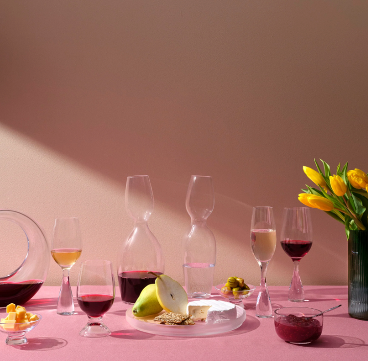 Red Or White Decanter