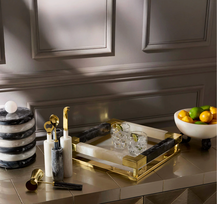 Como Black &amp; White Barware Set