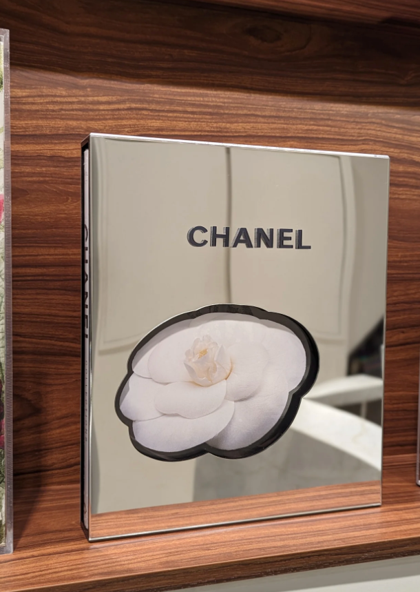 Chanel: Collections and Creations