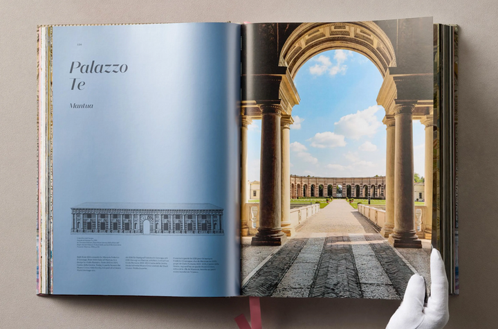 Massimo Listri. Italian Palaces