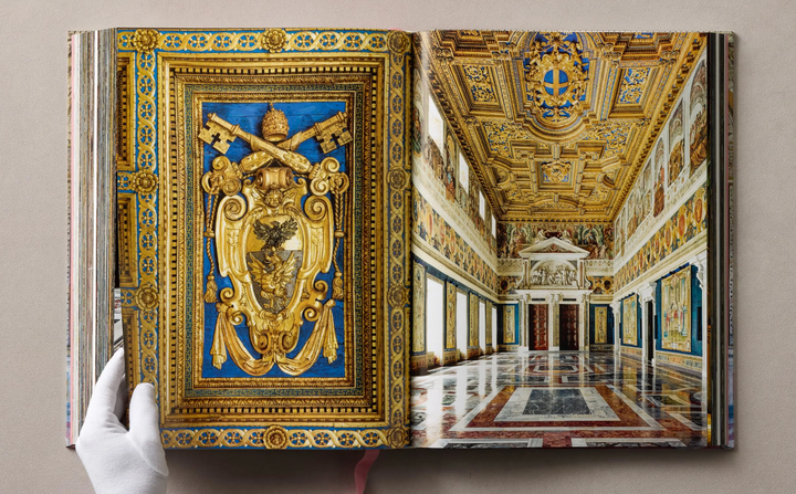 Massimo Listri. Italian Palaces