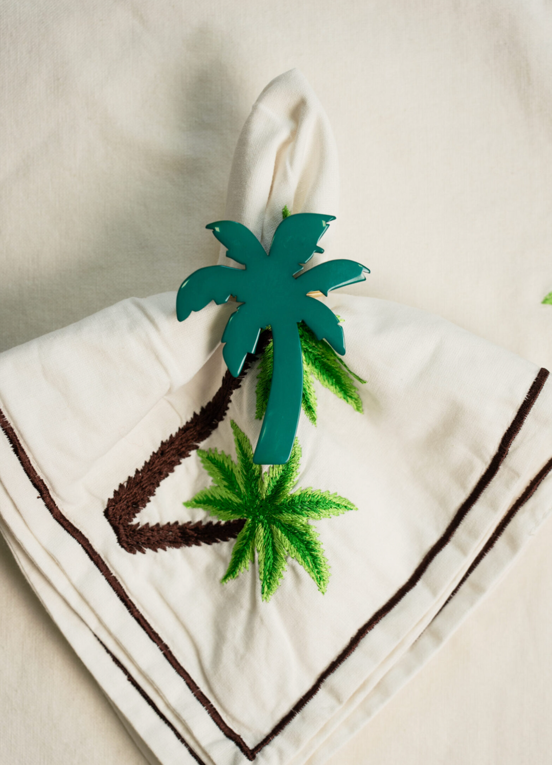 Resin Palm Napkin Ring -  Set of 2