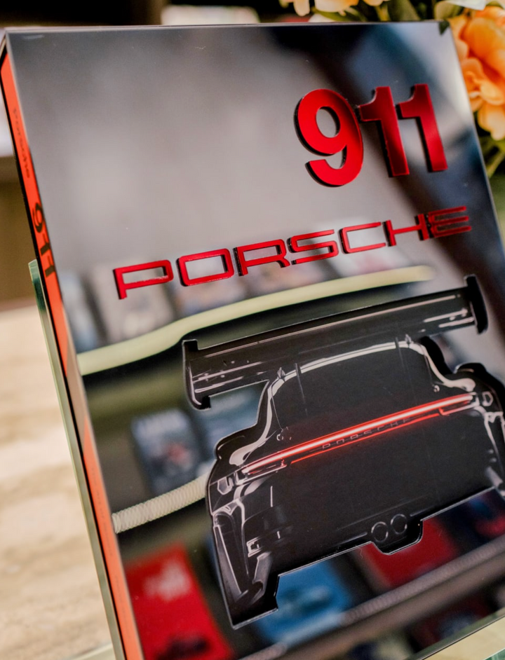 Porsche 911: The Art of Speed - Diamond Edition