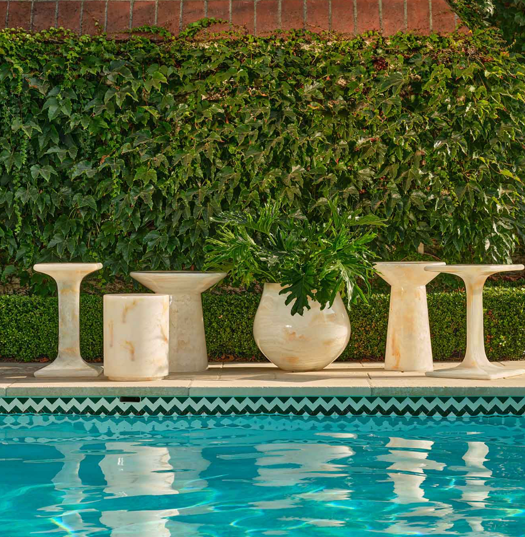 Abria Outdoor Planter