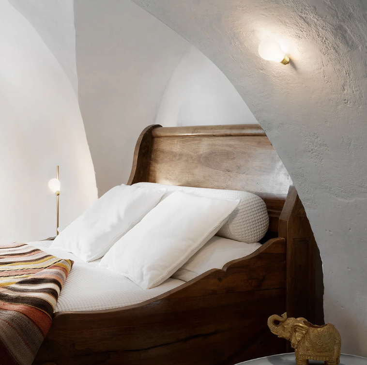 Idea Table Lamp