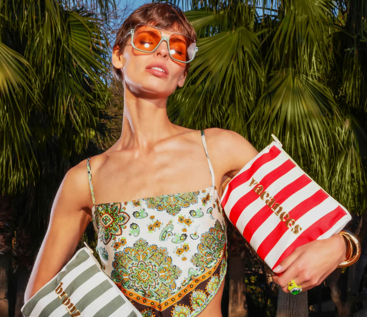 Vacances Washbag