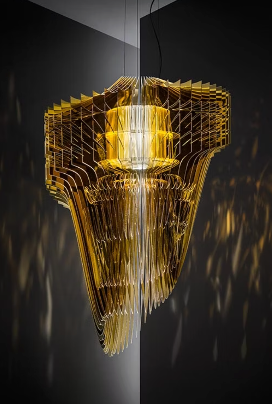 Aria  Pendant by Zaha Hadid/Large