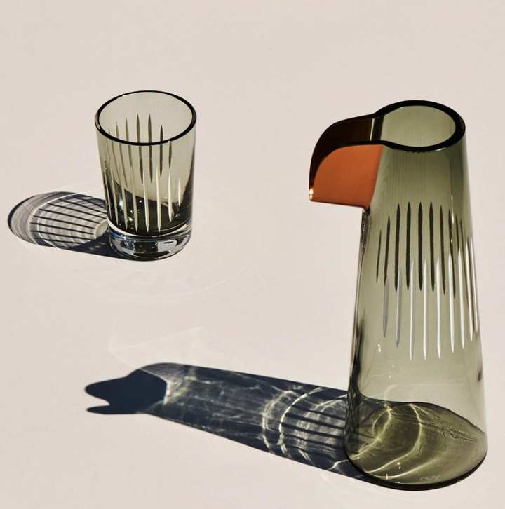 Parrot Water Carafe-Smoke