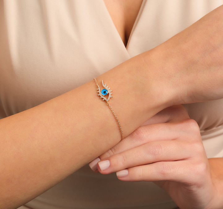 BLUE EYE DIAMOND BRACELET